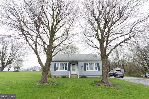 2291 Edenville Rd, Chambersburg, PA 17202