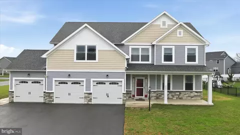 2503 Somerset Rd, Chambersburg, PA 17202