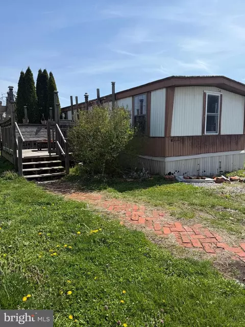 1024 Warm Spring Rd, Chambersburg, PA 17202