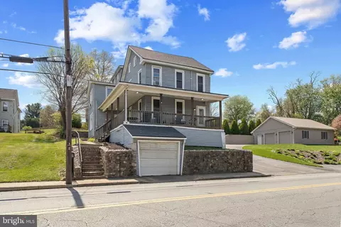 702 W Main St, Waynesboro, PA 17268
