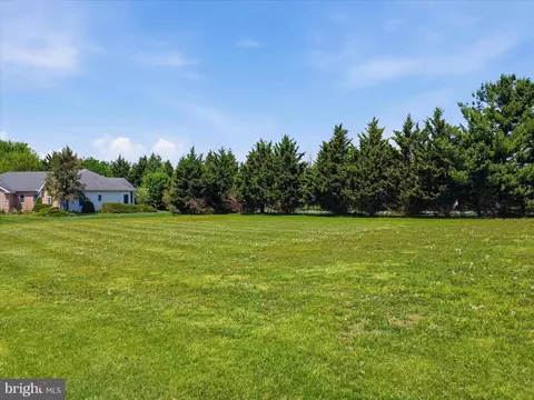 6470 Bent Oak Dr, Fayetteville, PA 17222