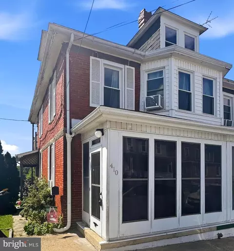 410 Fairview Ave, Waynesboro, PA 17268