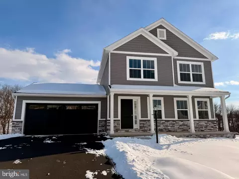 1550 Sherry Dr, Chambersburg, PA 17202