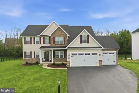 153 Delanie Dr, Greencastle, PA 17225