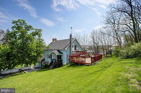 4144 Clay Hill Rd, Waynesboro, PA 17268
