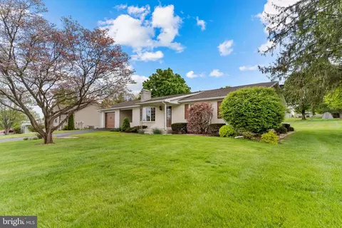 10002 Upper Strasburg Rd, Upperstrasburg, PA 17265