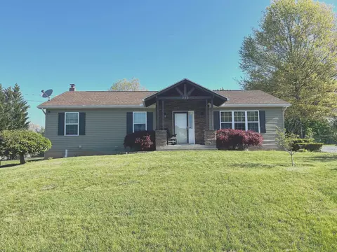203 Reynolds Ave, Mont Alto, PA 17237
