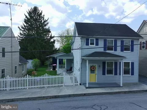 12997 Main St, Fort Loudon, PA 17224