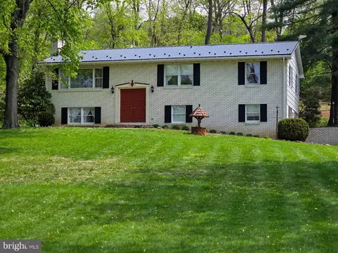 10984 Old Forge Rd, Waynesboro, PA 17268