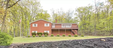 232 Mount Union Rd, Fayetteville, PA 17222