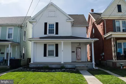 558 S Church St, Waynesboro, PA 17268