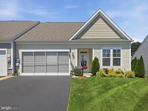11755 Mystic Rock Ln S, Waynesboro, PA 17268