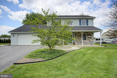 322 Elmont Cir, Shippensburg, PA 17257