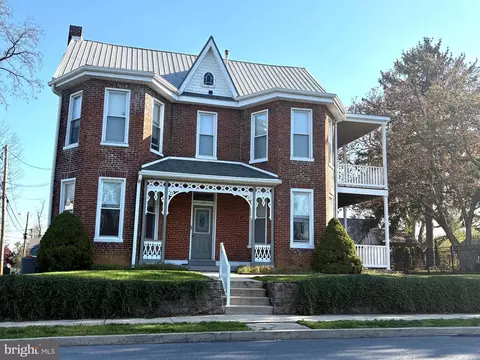 519 Nelson St, Chambersburg, PA 17201