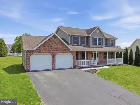 1420 Millennium Dr, Chambersburg, PA 17202