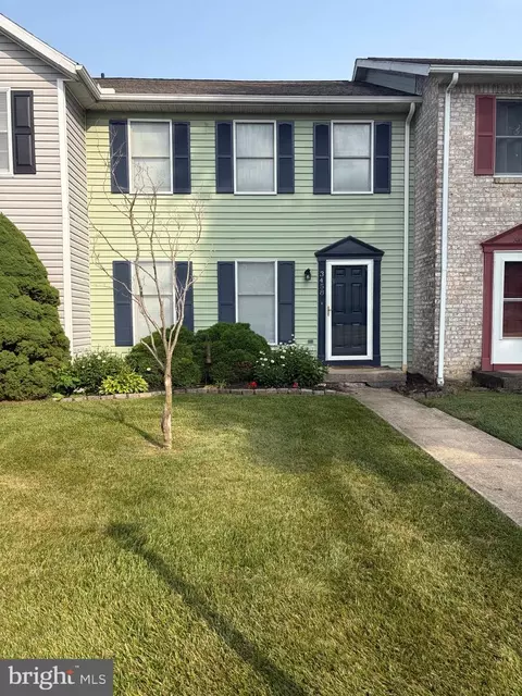 3458 Glen Eagles Dr, Chambersburg, PA 17202