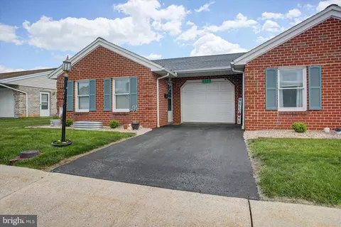 712 Marden Ave N, Shippensburg, PA 17257
