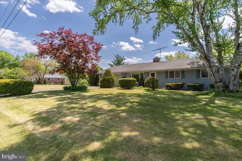 6391 Hillcrest, Mercersburg, PA 17236