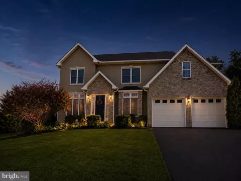 115 Moonlight Dr, Greencastle, PA 17225