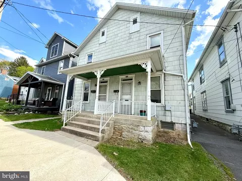 28 California St W, Mercersburg, PA 17236