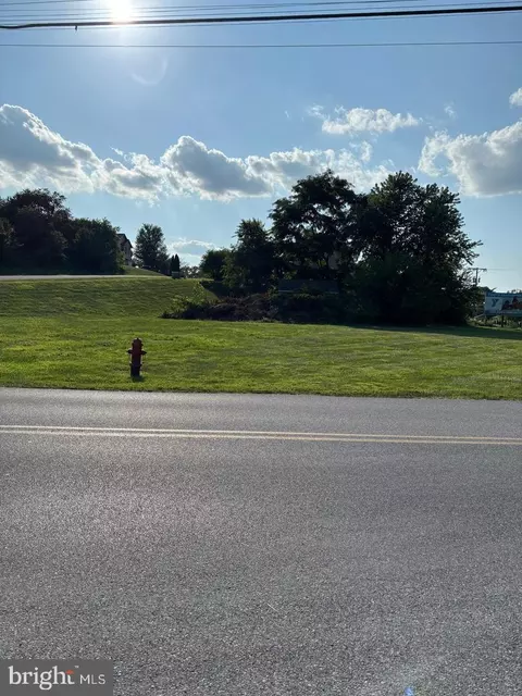 Vernon Drive, Chambersburg, PA 17201