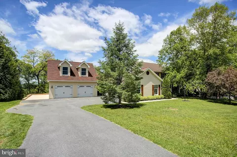 11459 Valleywood Dr, Waynesboro, PA 17268