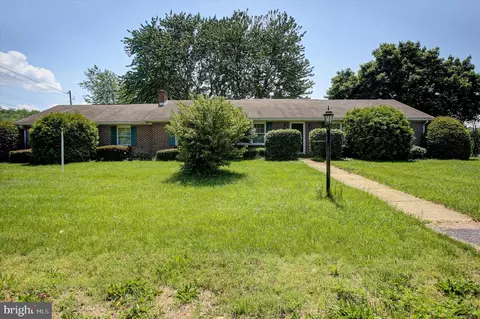 9699 Possum Hollow Rd #24, Shippensburg, PA 17257