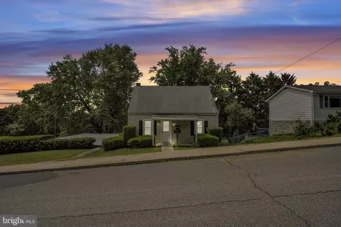 317 Northfield Ave, Waynesboro, PA 17268