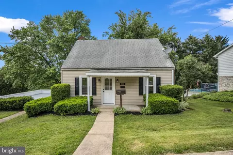 317 Northfield Ave, Waynesboro, PA 17268