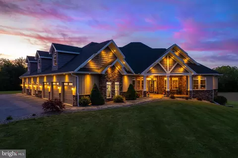 3825 Frecon Rd, Chambersburg, PA 17202