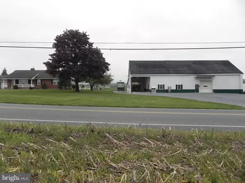 3669 Parnell Dr, Mercersburg, PA 17236