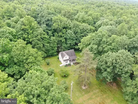 23360 Burns Valley Rd, Doylesburg, PA 17219