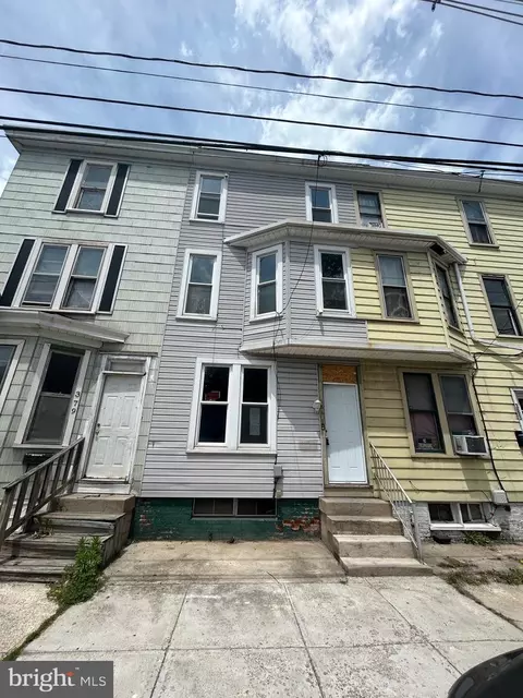 381 King St E, Chambersburg, PA 17201