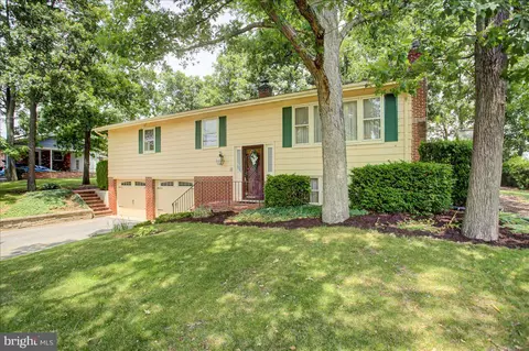 1355 Siloam Rd, Chambersburg, PA 17201