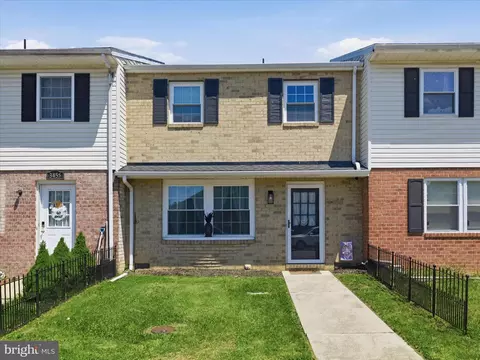 3450 Gregway Dr, Chambersburg, PA 17201