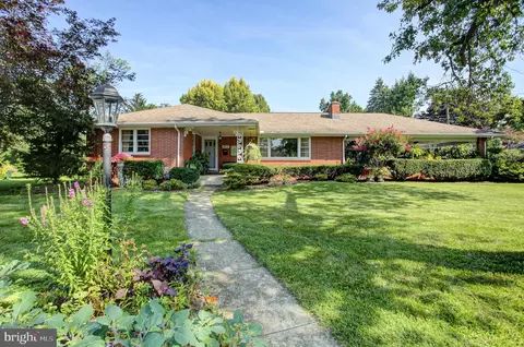 405 Westover Rd, Shippensburg, PA 17257