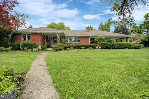 405 Westover Rd, Shippensburg, PA 17257