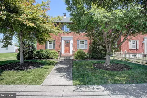 539 High St, Chambersburg, PA 17201