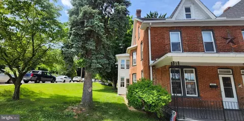 46 W Third St, Waynesboro, PA 17268