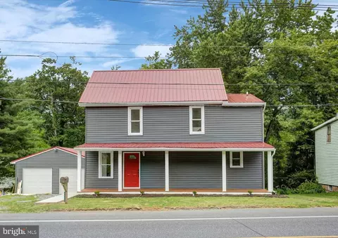 8179 Lincoln Way E, Fayetteville, PA 17222