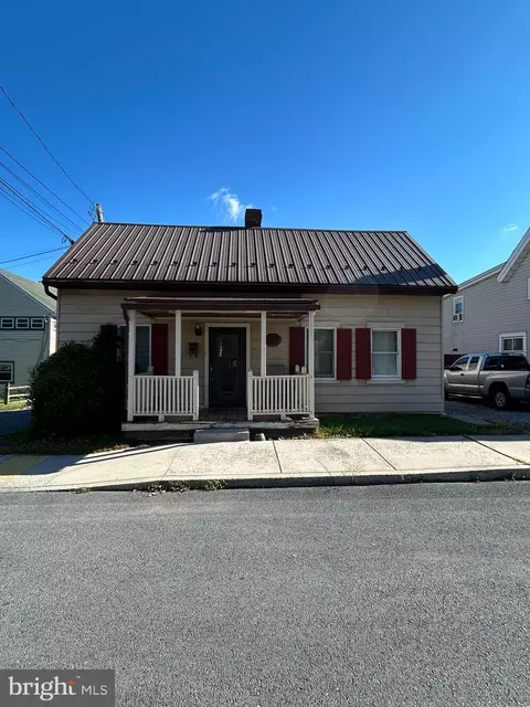 245 E Liberty St, Chambersburg, PA 17201
