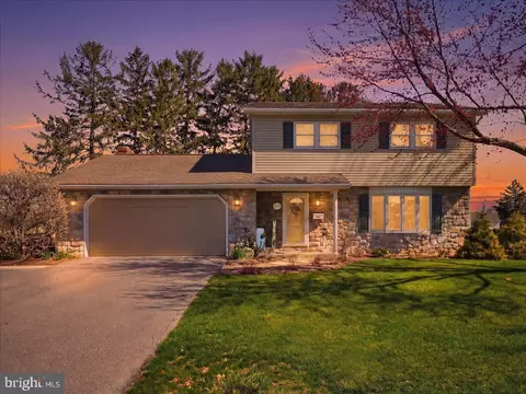 1001 E Mckinley St, Chambersburg, PA 17201