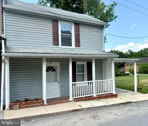 30 E California St, Mercersburg, PA 17236