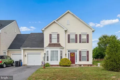 3659 Rolling Hills Dr, Greencastle, PA 17225
