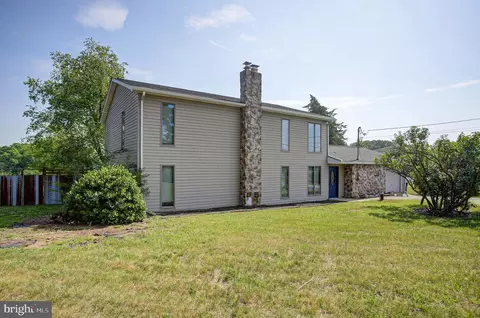 3365 Buchanan Trl W, Greencastle, PA 17225