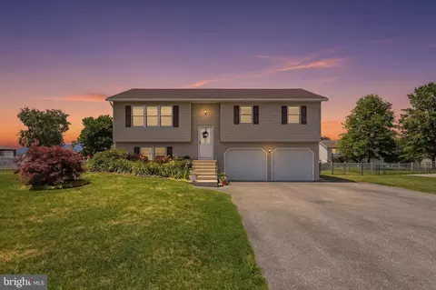274 Pattison Dr, Shippensburg, PA 17257