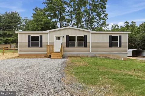 109 W Main St, Fayetteville, PA 17222