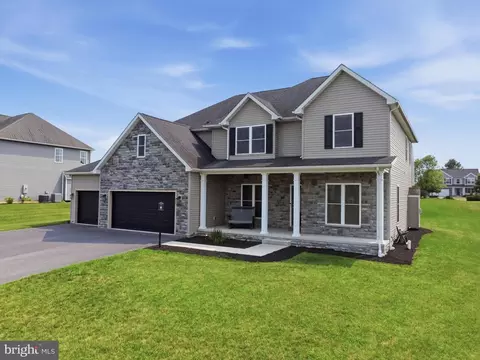 711 Starr Ave, Chambersburg, PA 17202