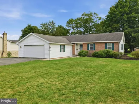 3540 Scotland Rd, Chambersburg, PA 17202