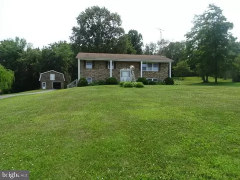 8114 Diehls Woods Rd, Saint Thomas, PA 17252
